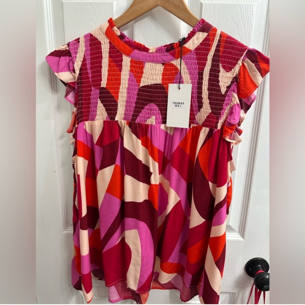 THML Women’s Pink and Red Flutter Sleeve Blouse Size Large